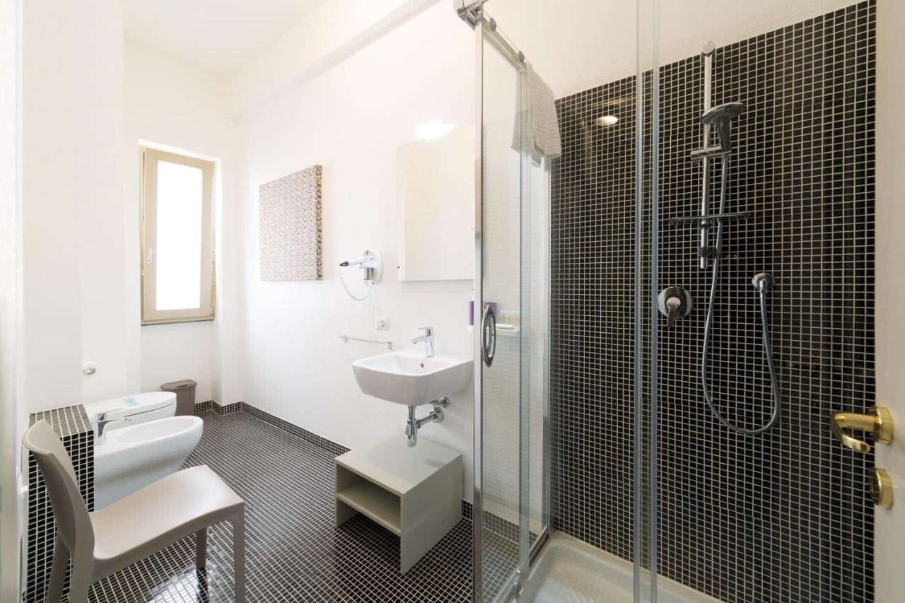 Budget Rooms Sonnino 37 Cagliari Dış mekan fotoğraf